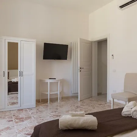 Apartment Central